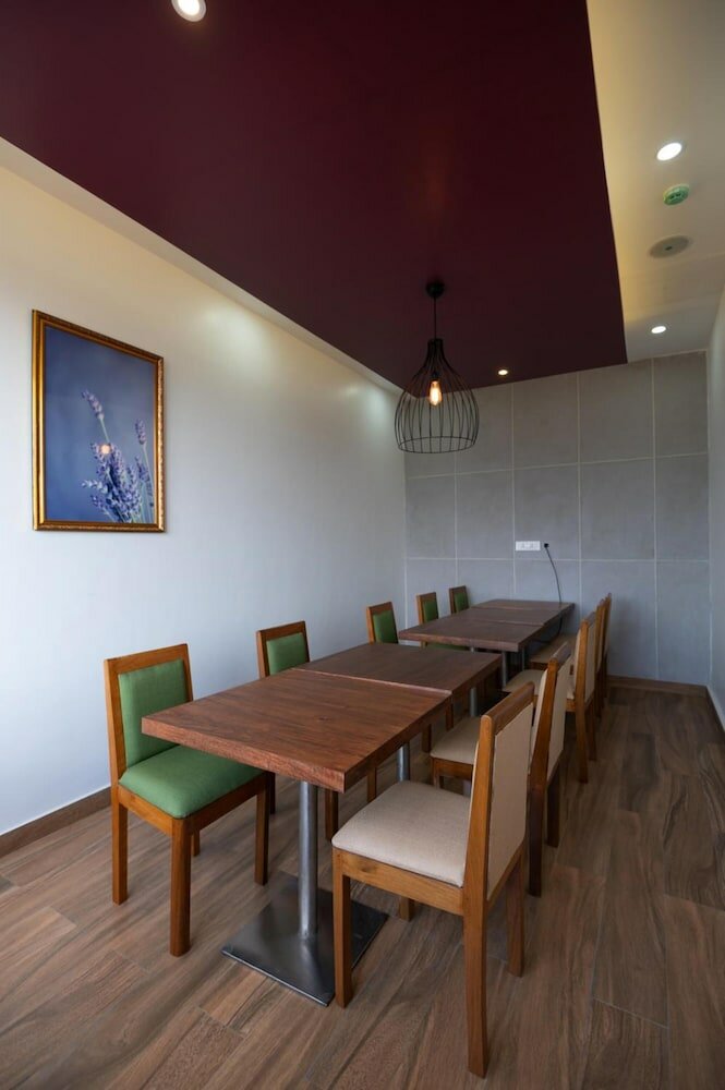 Фото Pushkara Sarovar Portico Dibrugarh