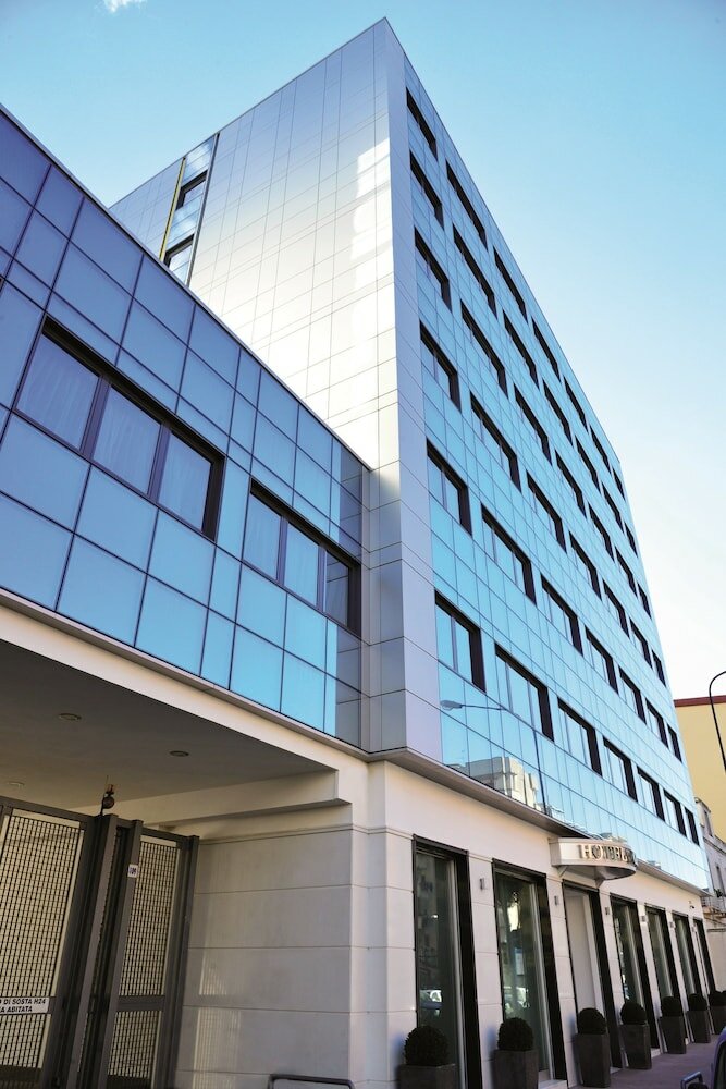 Фото Hotel Cristina