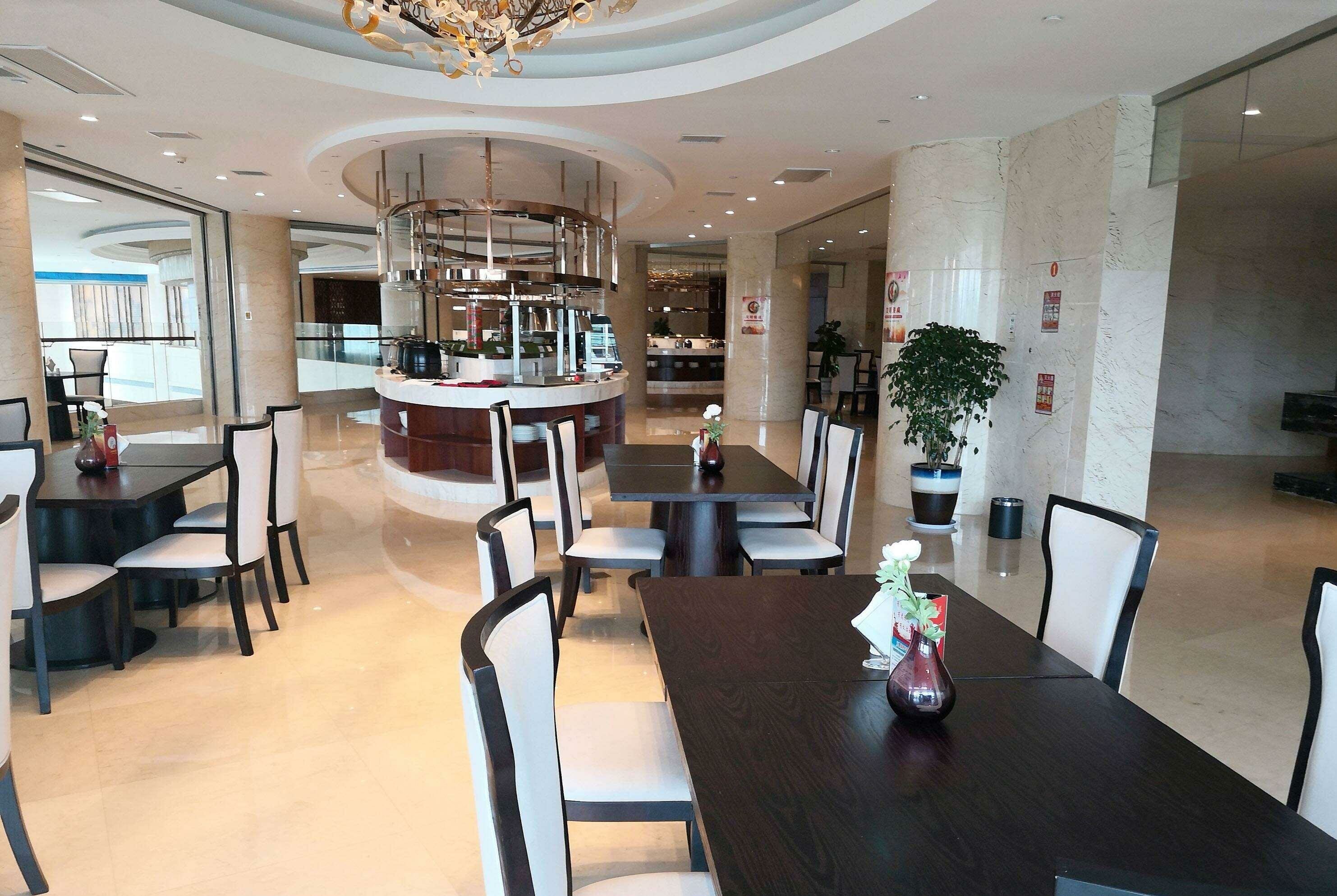 Фото Days Hotel & Suites by Wyndham Jiangsu Xinyi