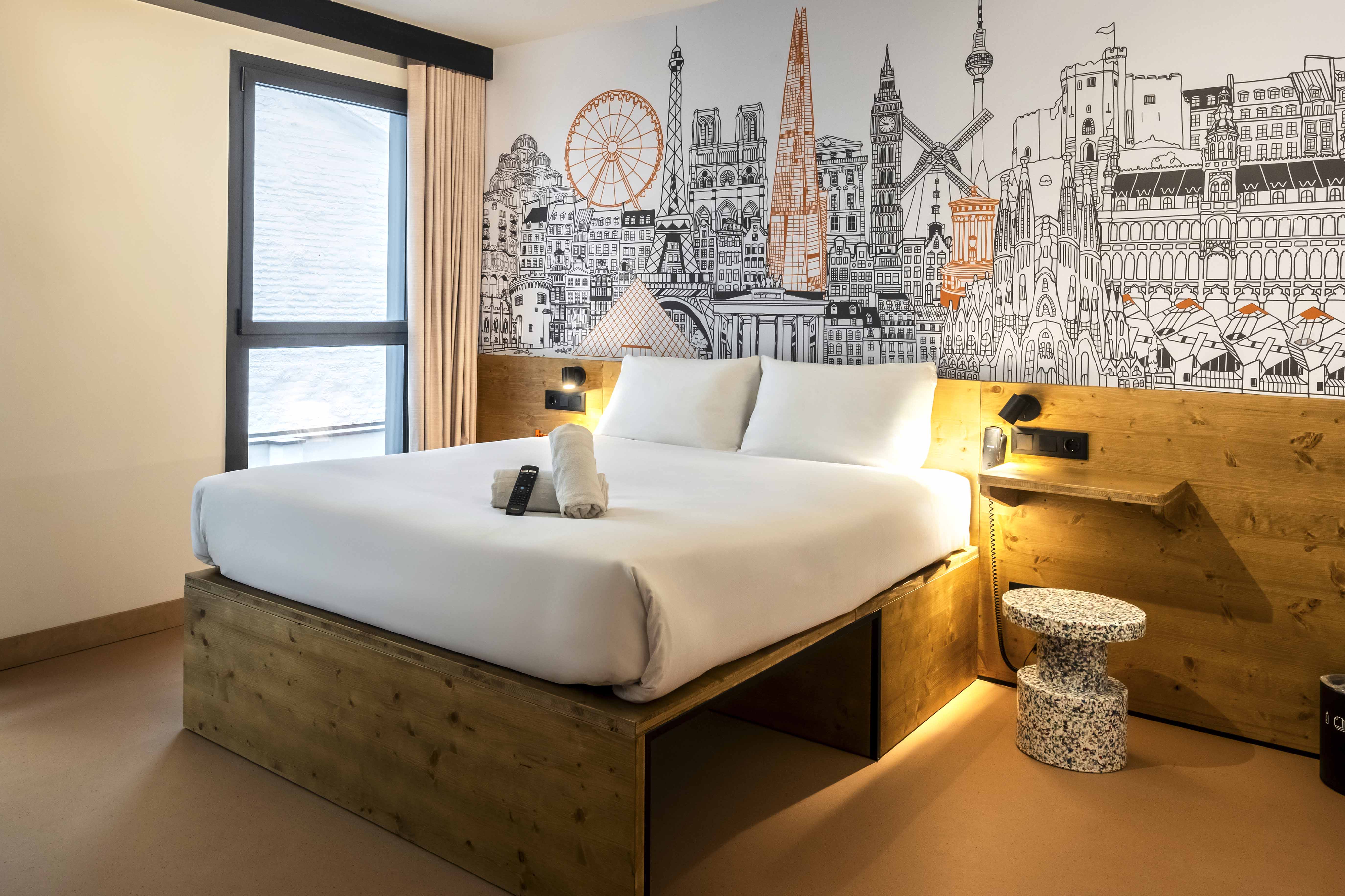 Фото отеля 2