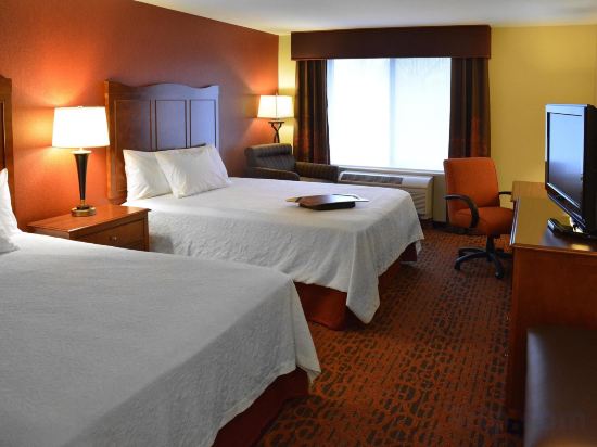 Фото Hampton Inn Medford