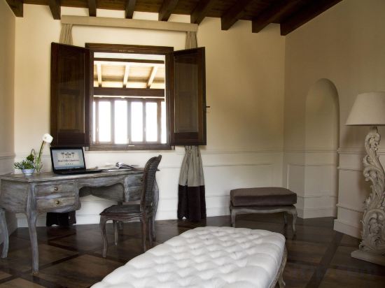 Фото Hotel Villa Calandrino