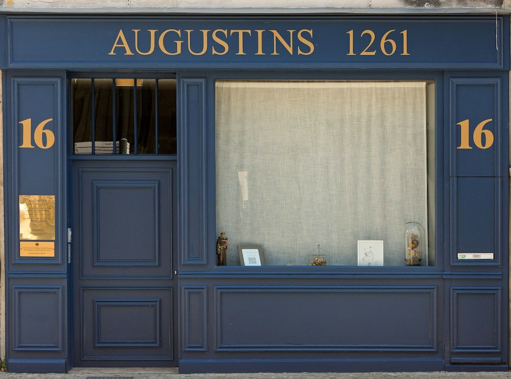 Фото Aux Augustins