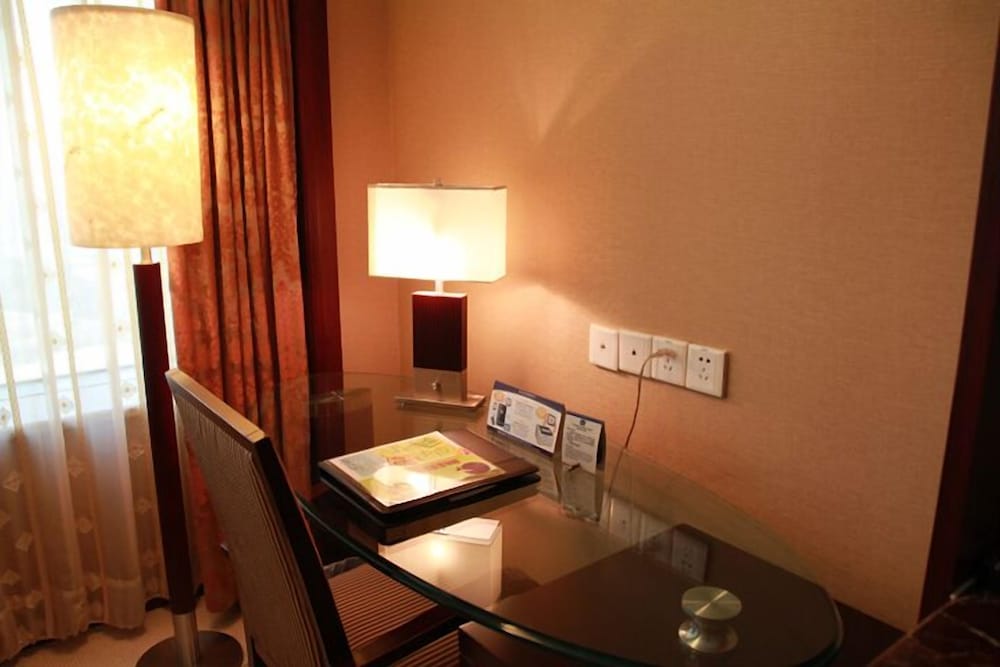 Фото Howard Johnson Wyndham Leonora plzaz Shanghai