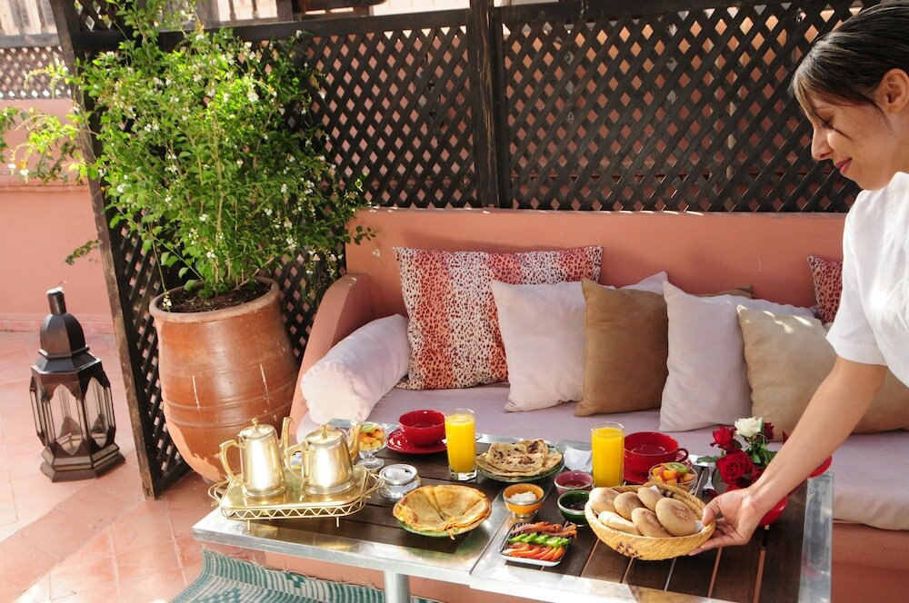 Фото Riad Saba