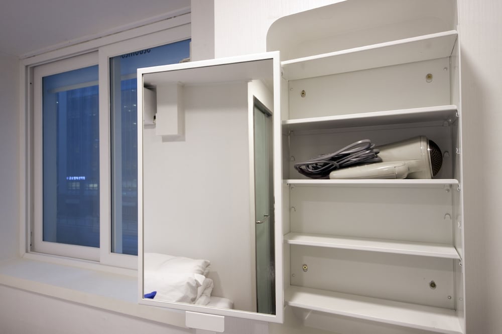Фото K-Guesthouse Myeongdong 1