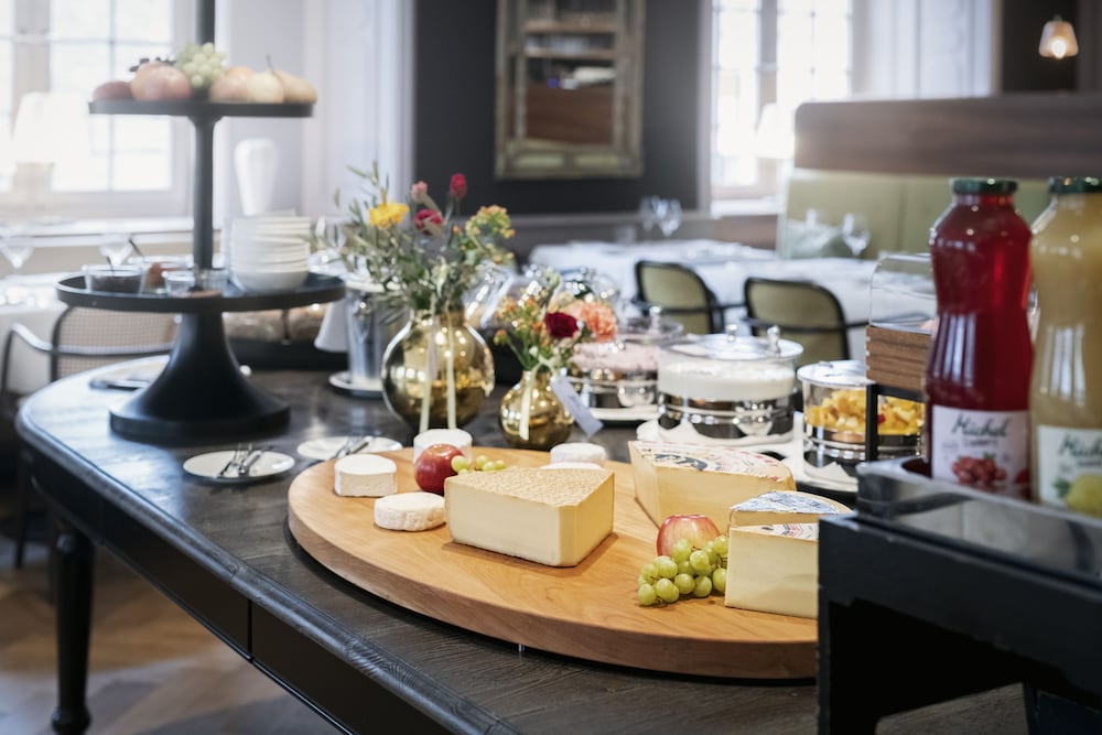 Фото La Couronne Hotel Restaurant