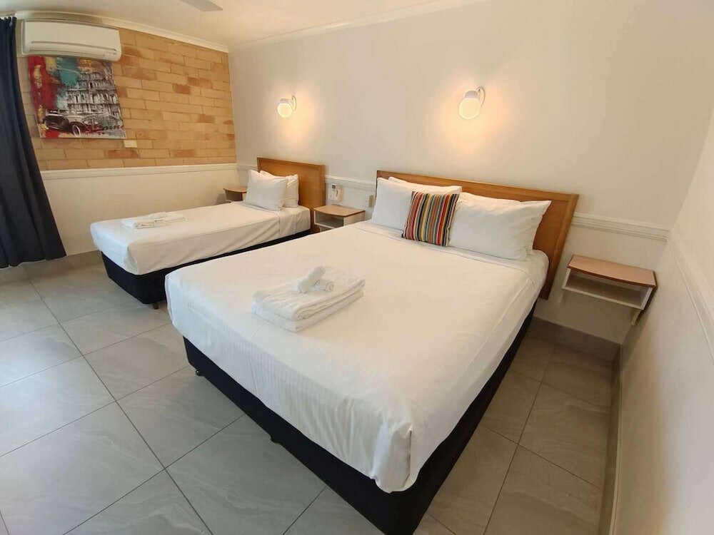 Фото Best Western Ambassador Motor Lodge
