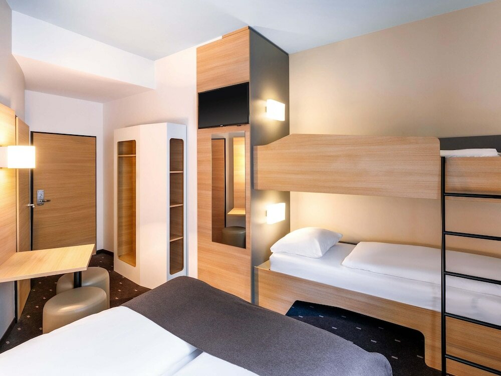 Фото B&b Hotel Hildesheim