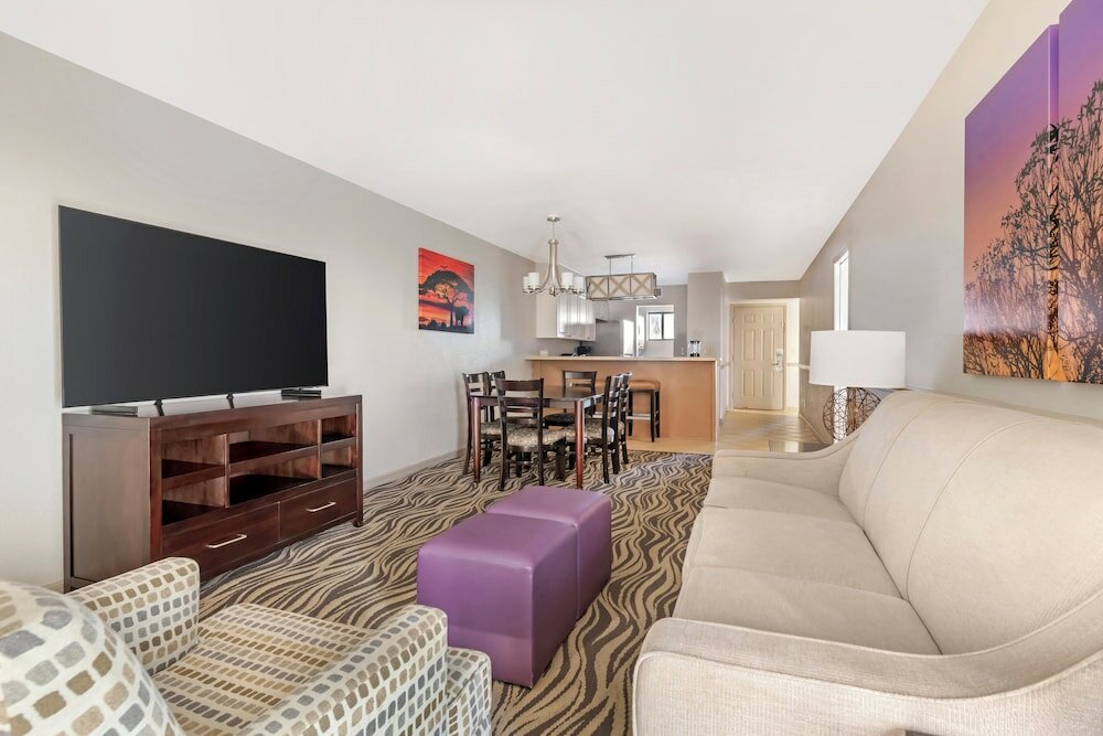 Фото Parkway International Resort