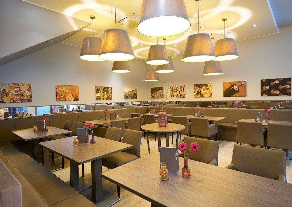 Фото Ghotel hotel & living Würzburg