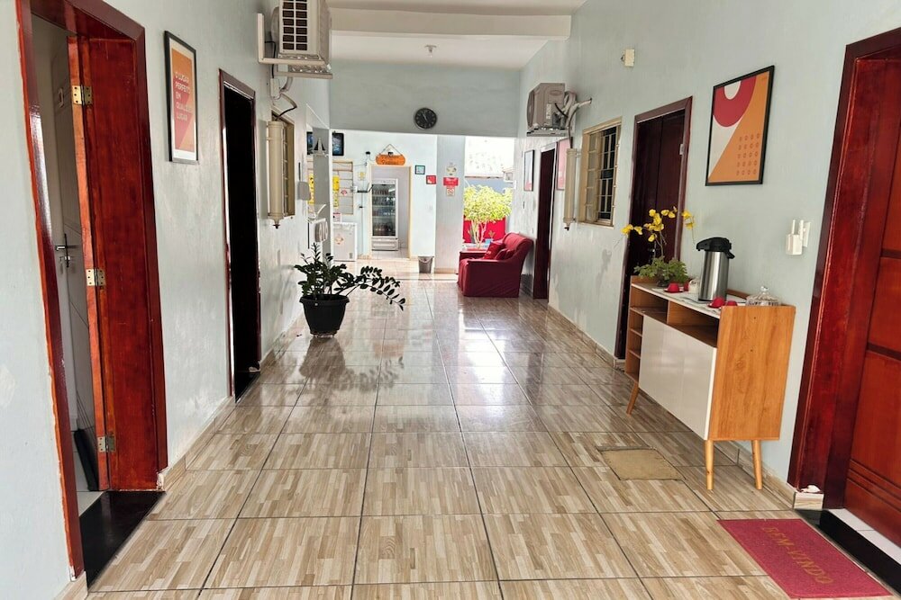 Фото Oyo Pousada Paraná, Cuiabá