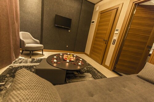 Гостиница Honour Hotel в Нигде