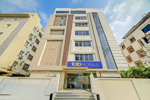 Fabhotel Viraj Suites