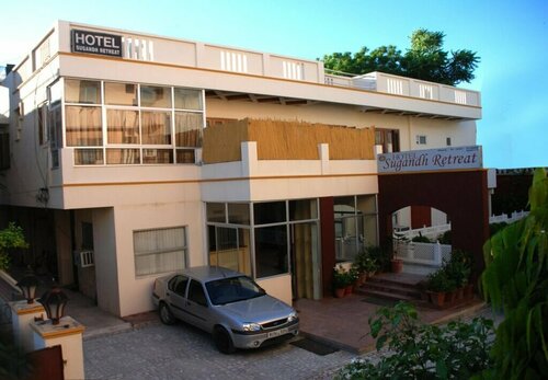Гостиница Hotel Sugandh Retreat - Hostel в Джайпуре