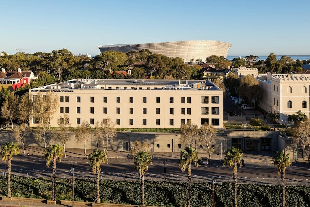 Фото Protea Hotel Cape Town Waterfront Breakwater Lodge