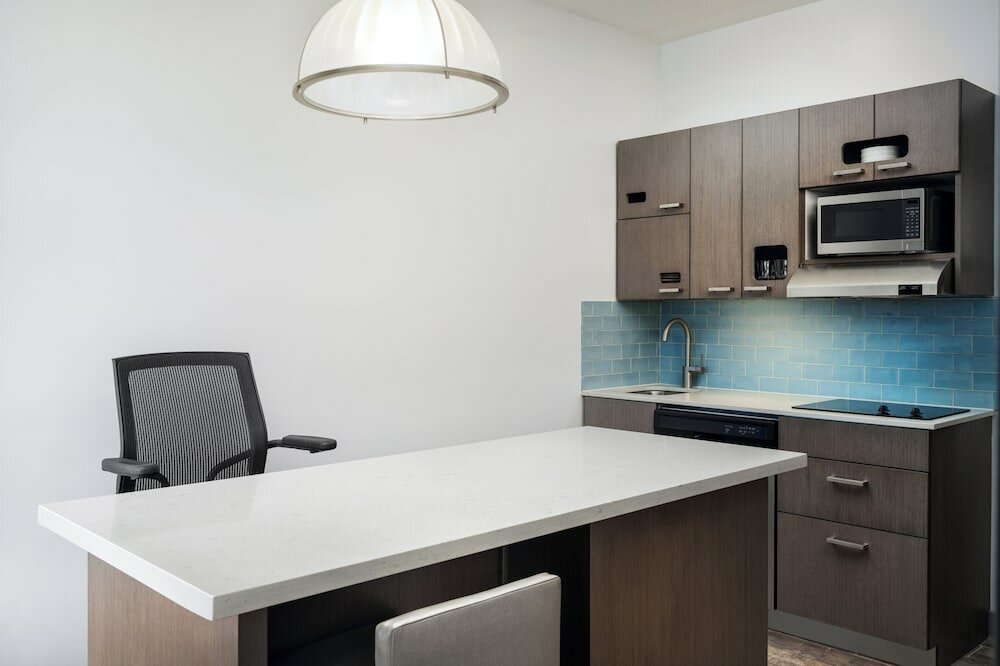 Фото Hyatt House Naples/5th Avenue
