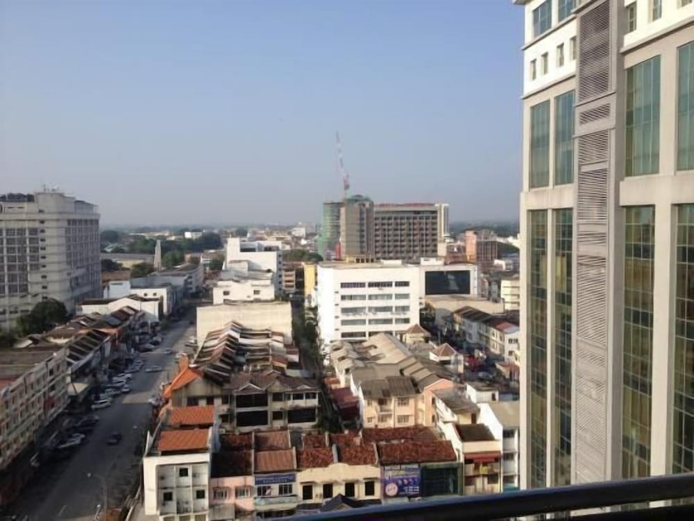 Фото Tower Regency Hotel & Apartments