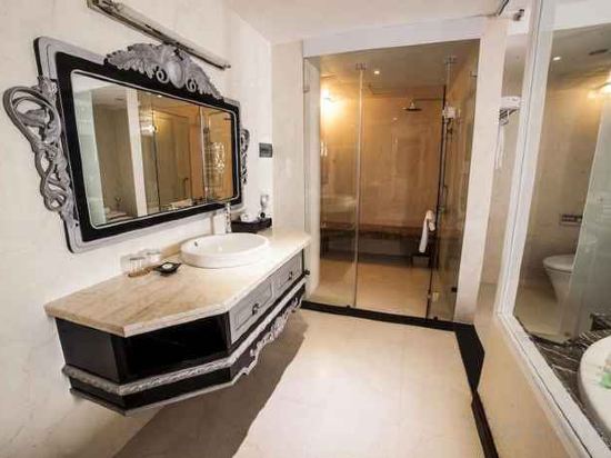 Фото Moonlight Hotel Hue