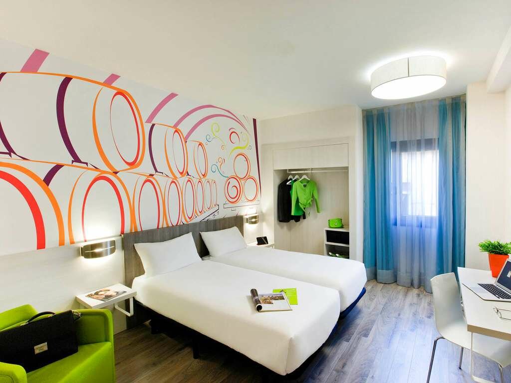 Фото Hotel ibis Styles Madrid Prado