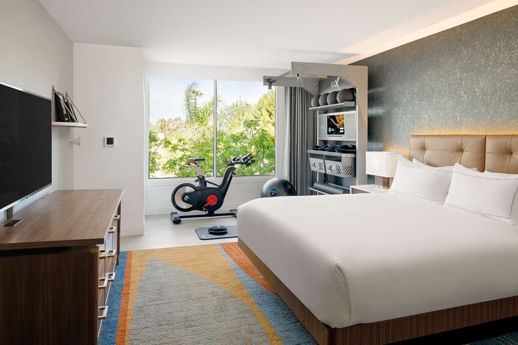 Фото Hilton Los Angeles Culver City
