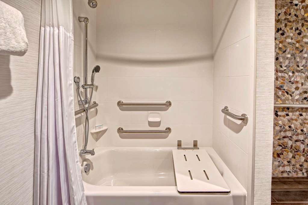 Фото Hilton Garden Inn Nashville Brentwood