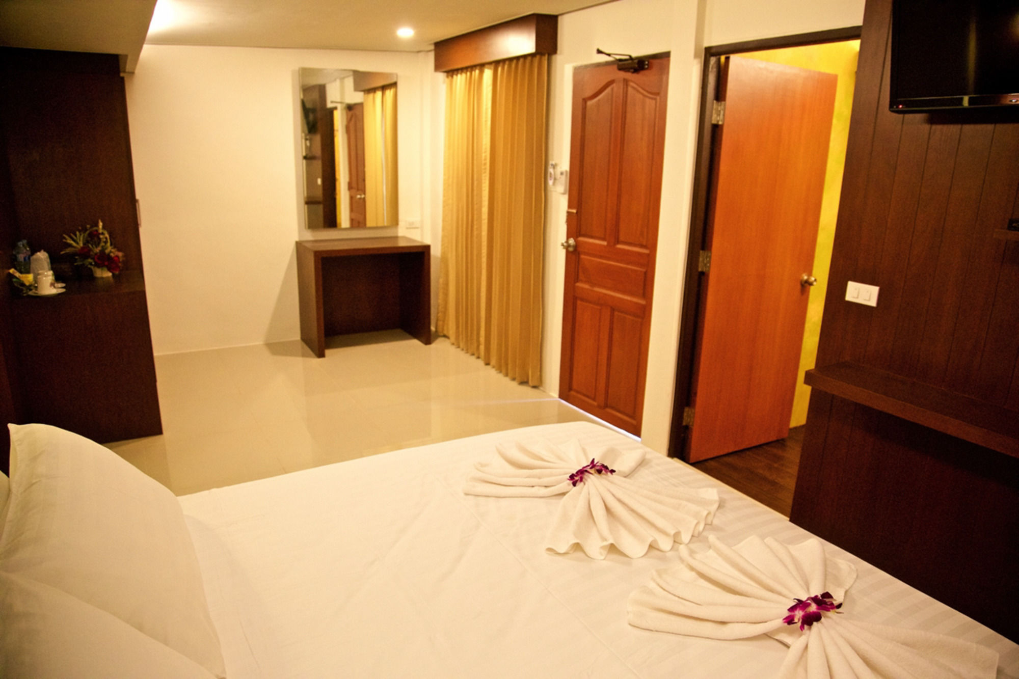 Фото Poohbar Resort & Lotusdive