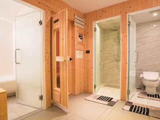 Фото Voque Hotel & Serviced Residence Sukhumvit 51