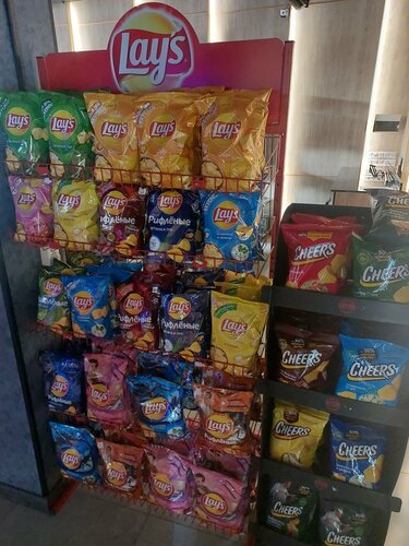 Жалаңаш қызды ұстады