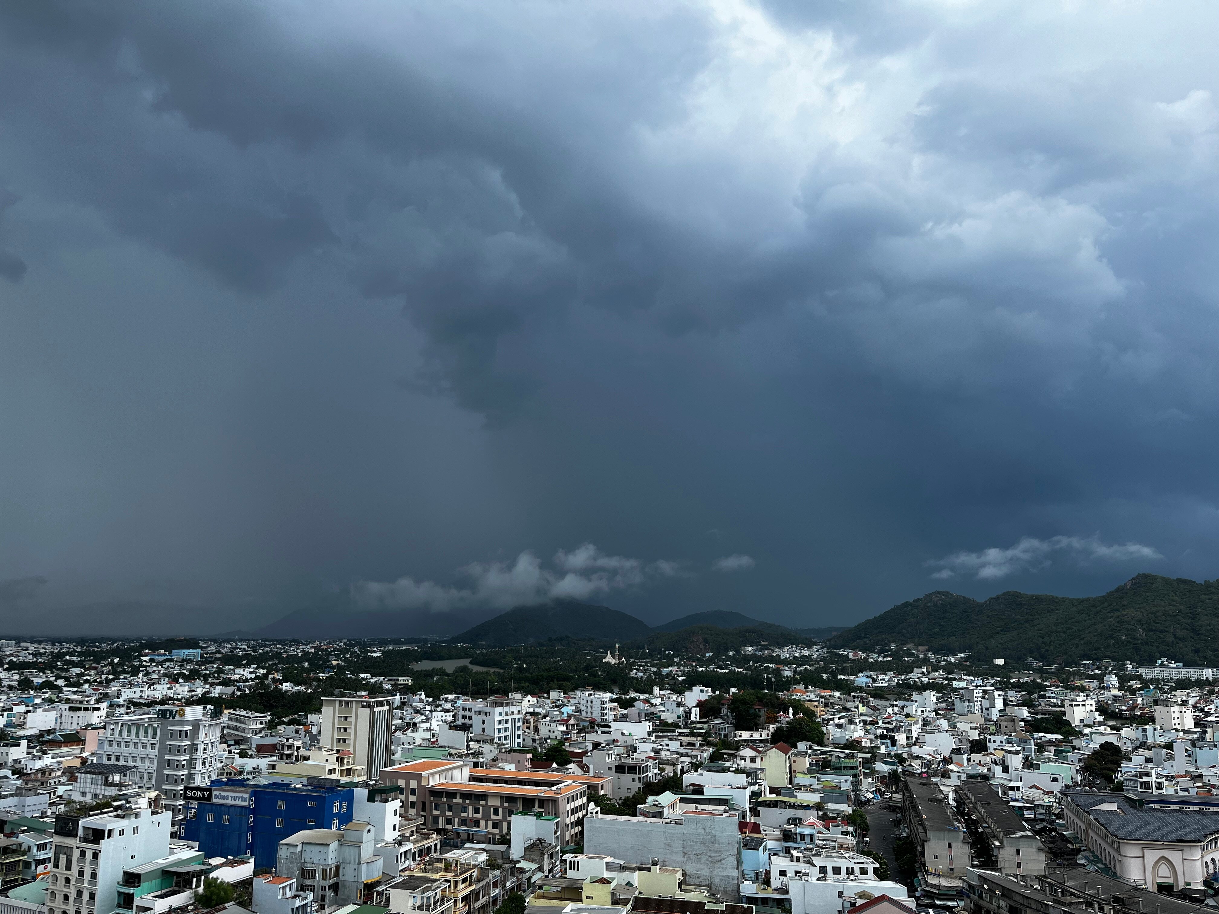 Фото DQua Hotel and Apartment