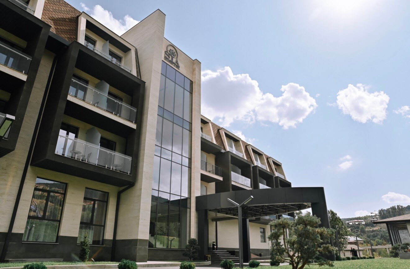 Фото отеля 1