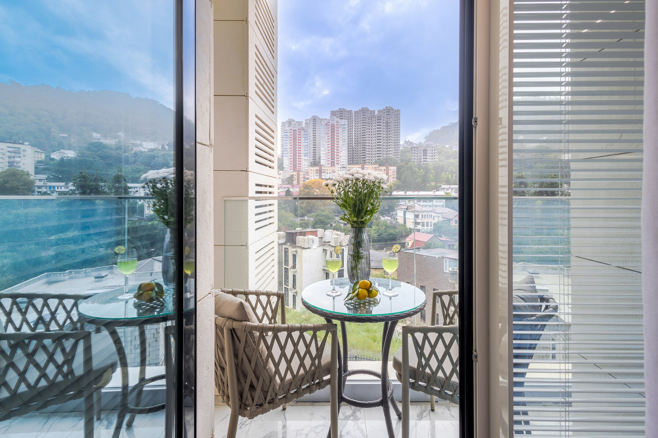 Фото МореСолнцаАпарт на улице Полтавская 21Ак1