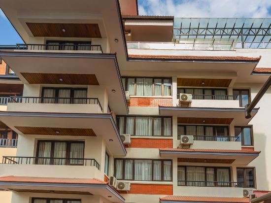 Фото Kathmandu Business Hotel