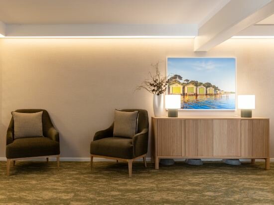 Фото Auckland Rose Park Hotel