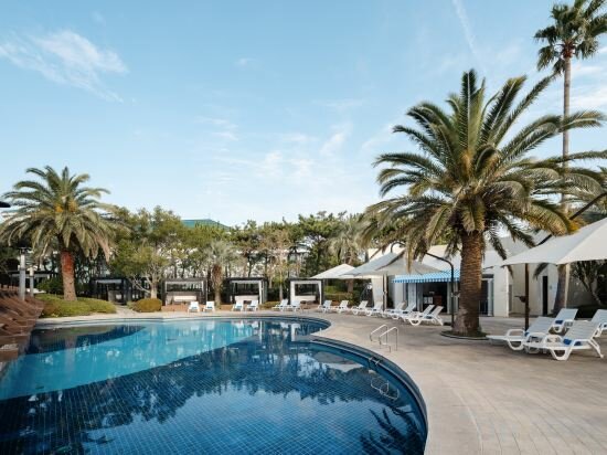 Фото Bloom Hotel