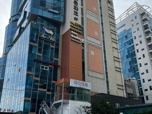 Гостиница H Avenue Hotel в Пусане