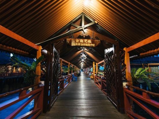 Фото Dragon Inn Floating Resort