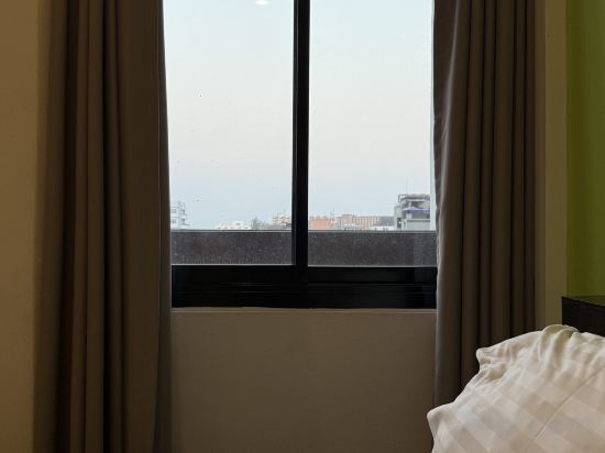 Фото The Empire Nimman