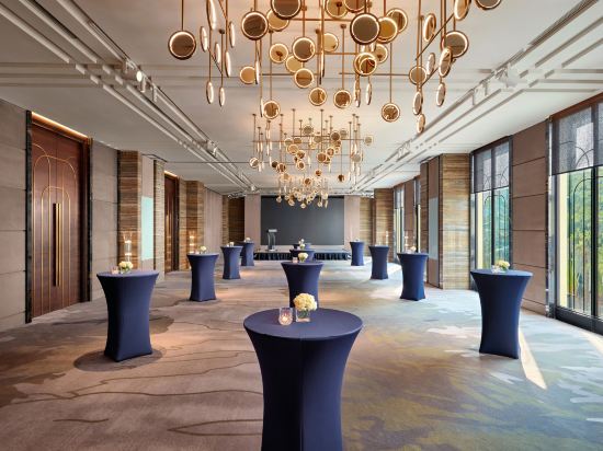 Фото Mövenpick hotel Hanoi centre