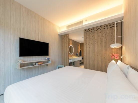 Фото Village Hotel Sentosa by Far East Hospitality