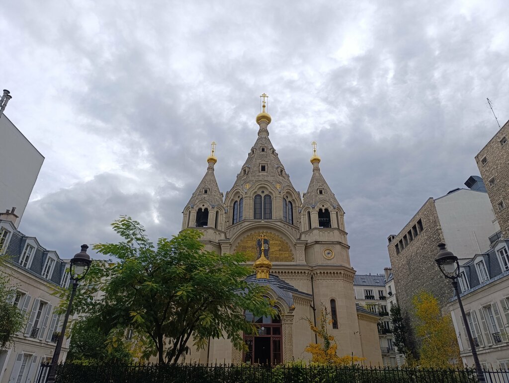 Orthodox church Alexander Nevsky Cathedral, Paris, photo