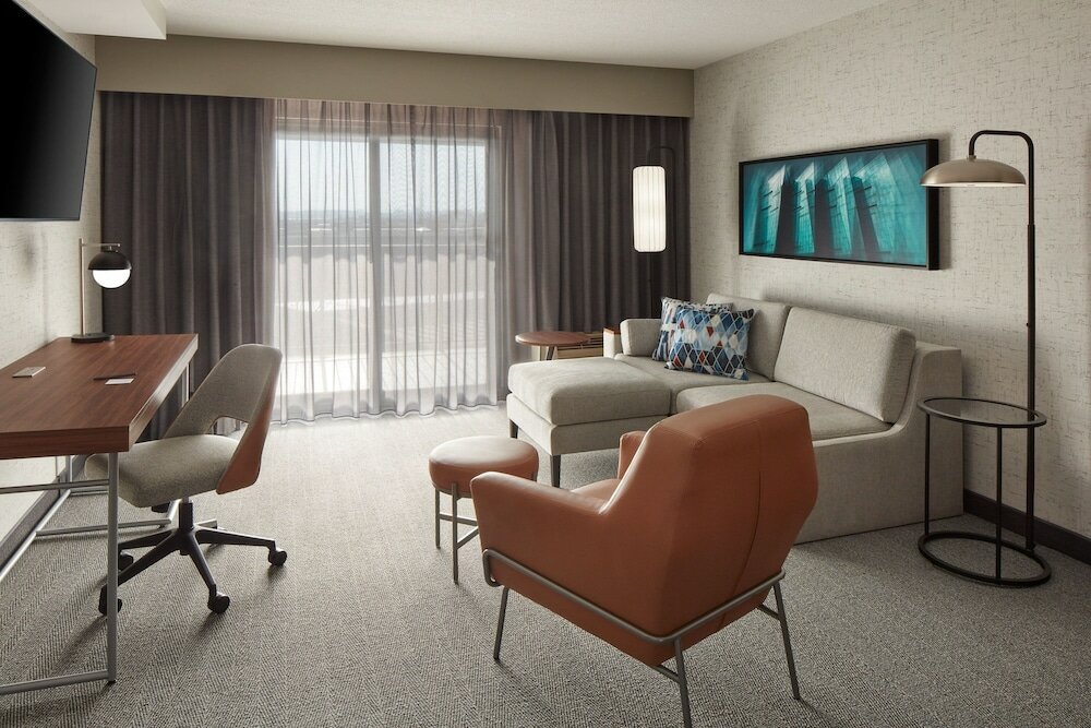 Фото Courtyard Mississauga - Airport Corporate Centre West