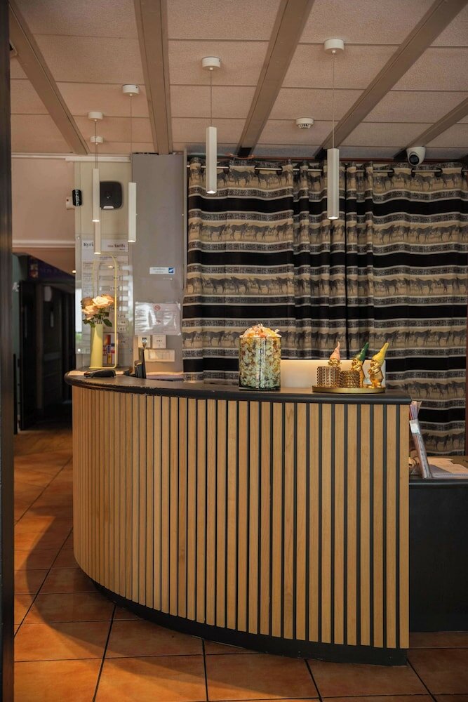 Фото Kyriad Nimes Ouest