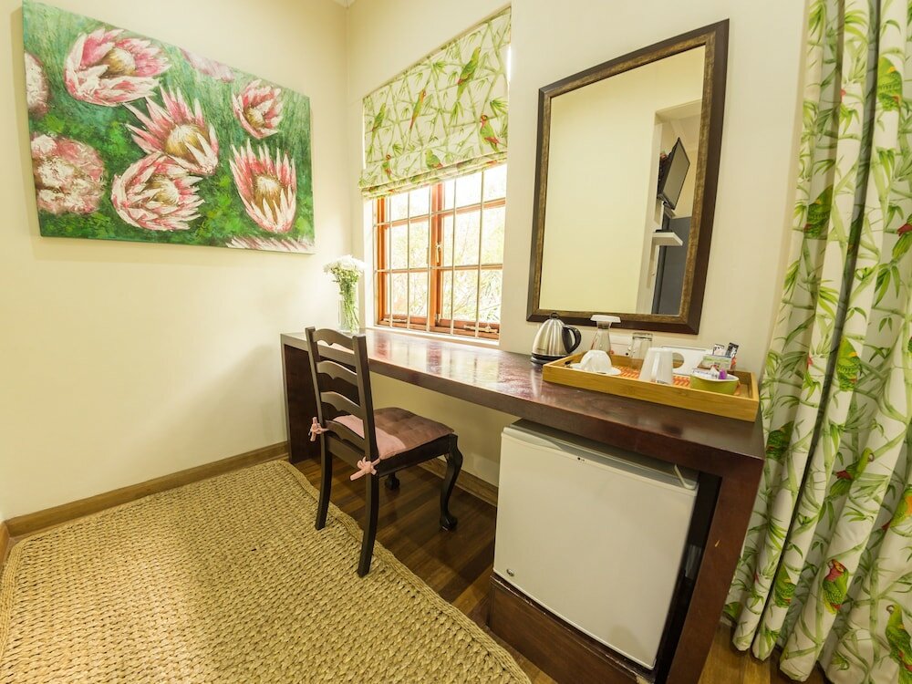 Фото Mackaya Bella Guest House