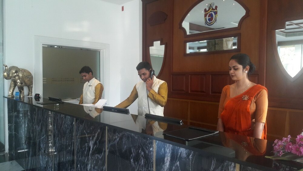 Фото Earl's Regent Kandy