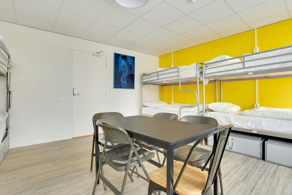 Фото Dutchies Hostel