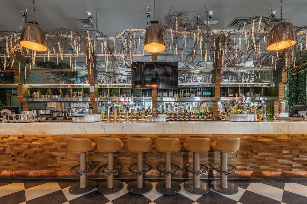 Фото Sir Thomas Hotel