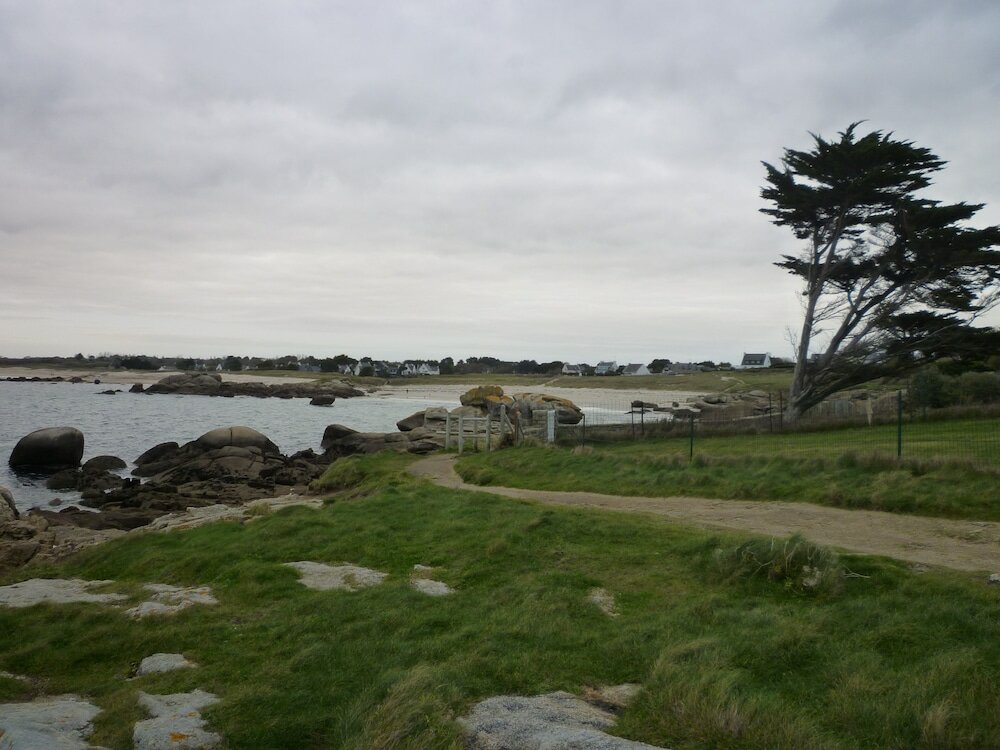 Фото Hotel Kyriad Quimper Sud