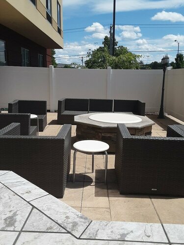 Гостиница Fairfield Inn & Suites by Marriott Utica в Ютике