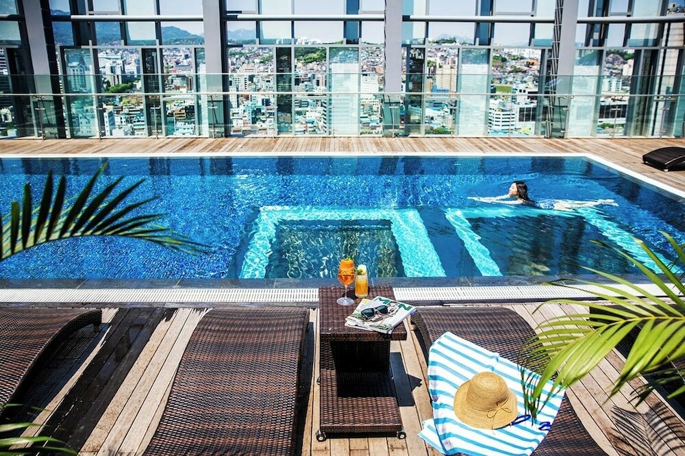 Фото Novotel Ambassador Seoul Dongdaemun Hotels & Residences